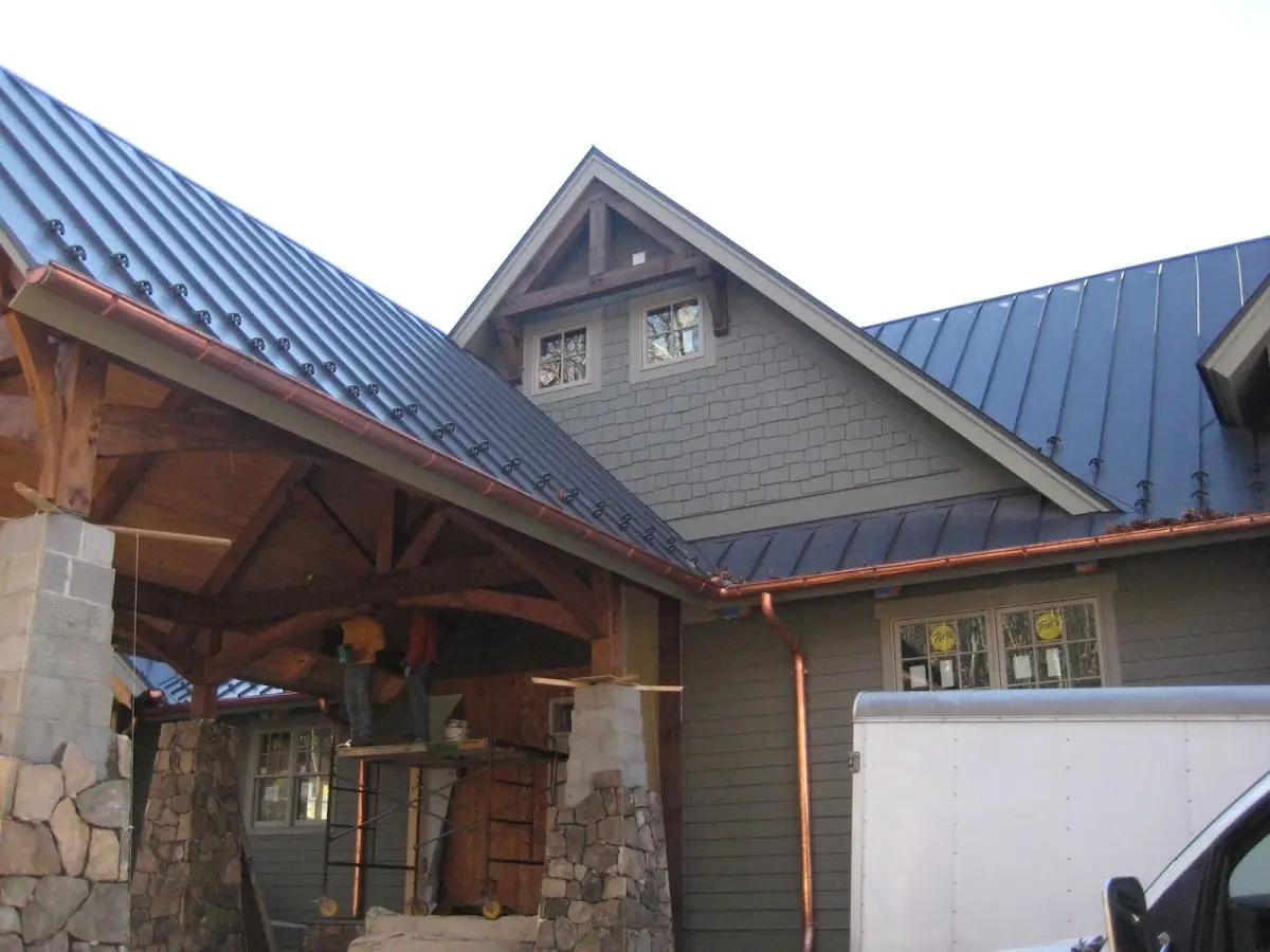 Craftsman Roofing team delivering quality roofing work in Citrus Grove